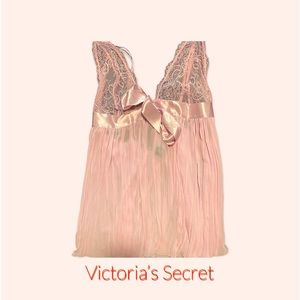 Victoria’s Secret Intimate Sleepwear